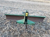 John Deere 65 3pt. Blade