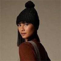 NWT LOVE AND LORE ECO CABLE KNIT POM HAT BLACK