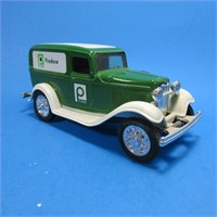 DIE CAST COIN BANK / CAR WITH KEY