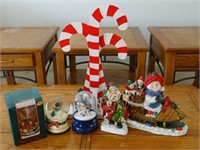 Christmas Snow Globes & Figurines