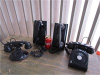 4 Téléphones anciens endommagés