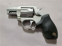 Taurus .327 FED.MAG Revolver