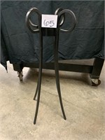 CAST IRON PLANT HOLDER