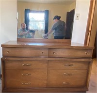 50" Bassett Lowboy Dresser w/mirror