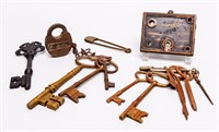 Lot of Vintage Skeleton Keys & Locks