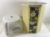 Plastic retro trashcan & stool