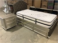 Striking bling bling bed and nightstand