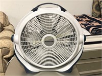 Wind Machine 18 inch fan