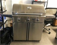American Outdoor LP Gas Powered Grill