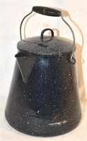 VINTAGE ENAMEL COFFEE POT ! -S-1