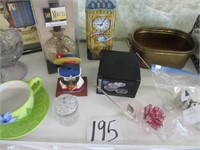 Lot of Household Decoration Items