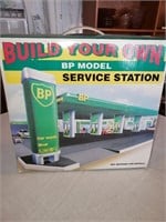 BP MODEL SERVICE STATION - SNAP TOGETHER