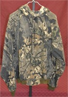 Mossy Oak Brand 2pc Hunting Suit Size XLarge