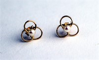 10K GOLD PAIR CULTURED PEARL EARRINGS