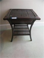 PIER 1 BAMBOO STYLE SIDE TABLE