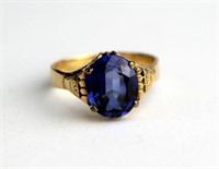 10K GOLD RING WITH BLUE STONE