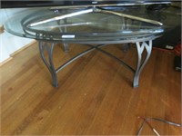 MODERN WROUGHT IRON AND GLASS TOP TABLE
