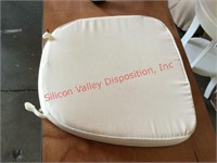 Chiavari Chair Style Beige Cushion