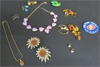 Jewelry: costume earrings 6 pr. necklaces 2.pins 3