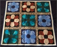 NEW Custom Handmade Appliqué Floral Quilt