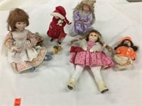 Five dolls, 1 Holly Hobbie with dog