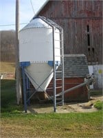 WHITE STEEL BULK BIN w/ AUGER