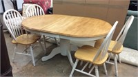 Dining Table w/ Drop Down Leaf & Chairs MFA