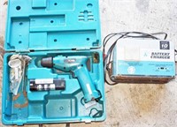 Makita 9V Cordless Drill, Super Service Charger