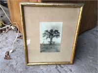 NICE ANTIQUE PICTURE FRAME