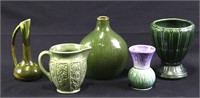 MIXED LOT OF FIVE VINTAGE AMERICAN POTTERY PIECES