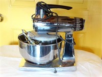 Sunbeam Mixmaster w/bowls