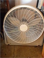 Lasko Fan 20"d