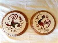 2 decorative rooster wall hangings 7.5"d