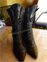 Resin pr. of  Victorian Boots 9"T