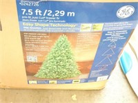 7.5 Pre-lit Frazer Fir Christmas Tree