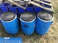 Barrels with Lids