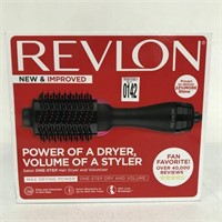 REVLON HAIR DRYER