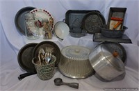Vintage Kitchenware-Gray Enamelware