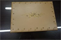 Wooden Dresser Box