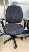 Rolling Adjustable Swivel Office Arm Chair