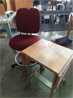 Hi-Lo metalstand & office chair