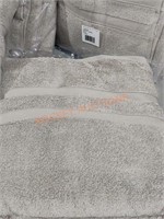 2 Wamsutta Bath Towels