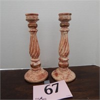 PAIR OF WOODEN CANDLESTICKS 9IN