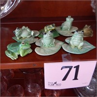 FROG FIGURINES ON LILY PADS 4 ARE MADE IN HONG