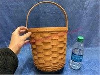 1990 Longerberger basket w/ handle