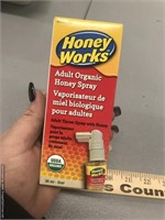 657 ADULT ORGANIC HONEY SPRAY