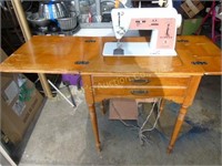 Singer Touch & Sew Sewing machine in cabinet
