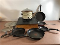 Wagners 1891 Cast Iron 10"/non stick pans