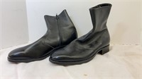 Men’s ‘Jarman Benchmark’ size 8 1/2 boots. 100%