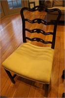 Wooden Cushioned Bottom Chair